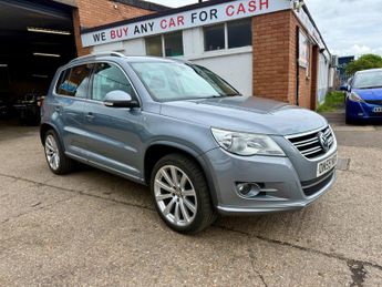 Volkswagen Tiguan 2.0 TDI R-Line Auto 4WD Euro 5 5dr