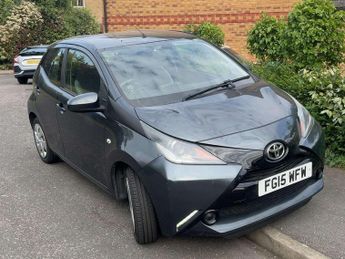 Toyota AYGO 1.0 VVT-i x-play Euro 5 5dr Euro 5