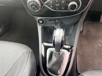 Renault Clio 1.2 TCe Signature Nav EDC Euro 6 (s/s) 5dr