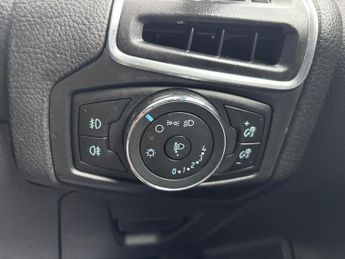 Ford Focus 1.6 TDCi Zetec Euro 5 (s/s) 5dr