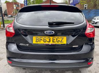 Ford Focus 1.6 TDCi Zetec Euro 5 (s/s) 5dr