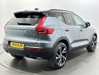 Volvo XC40 2.0 D4 R-Design Pro Auto AWD Euro 6 (s/s) 5dr