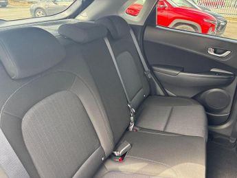 Hyundai Kona 1.6 h-GDi Premium SUV 5dr Petrol Hybrid DCT Euro 6 (s/s) (141 ps