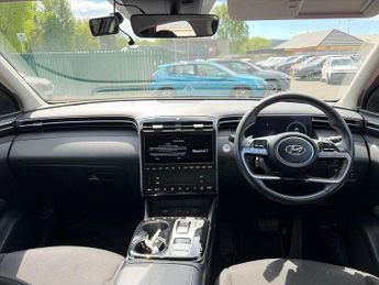 Hyundai TUCSON 1.6 h T-GDi Premium SUV 5dr Petrol Hybrid Auto Euro 6 (s/s) (230