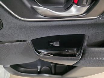 Honda CR-V 2.0 h i-MMD SE eCVT 4WD Euro 6 (s/s) 5dr