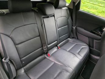 Kia Niro 1.6h GDi 4 DCT Euro 6 (s/s) 5dr ( 16in Alloy)