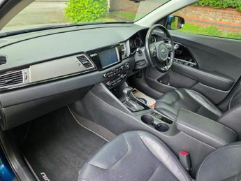 Kia Niro 1.6h GDi 4 DCT Euro 6 (s/s) 5dr ( 16in Alloy)