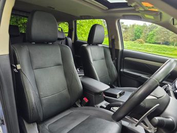 Mitsubishi Outlander 2.0h 12kWh GX4h CVT 4WD Euro 5 (s/s) 5dr