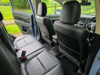 Mitsubishi Outlander 2.0h 12kWh GX4h CVT 4WD Euro 5 (s/s) 5dr