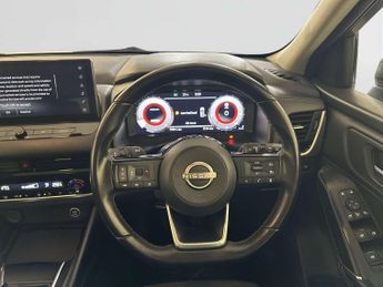 Nissan Qashqai 1.3 DIG-T MHEV N-Connecta SUV 5dr Petrol Hybrid Manual Euro 6 (s