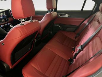 Alfa Romeo Giulia 2.0T Veloce Saloon 4dr Petrol GPF Auto Euro 6 (s/s) (280 ps)