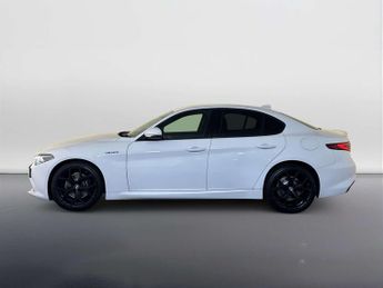 Alfa Romeo Giulia 2.0T Veloce Saloon 4dr Petrol GPF Auto Euro 6 (s/s) (280 ps)