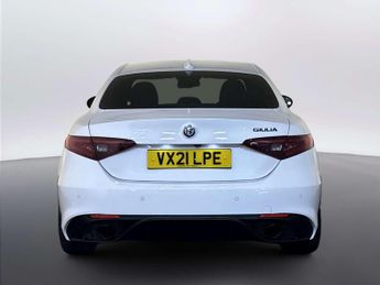 Alfa Romeo Giulia 2.0T Veloce Saloon 4dr Petrol GPF Auto Euro 6 (s/s) (280 ps)