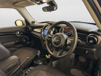 MINI Hatch 1.5 Cooper Classic Hatchback 5dr Petrol Steptronic Euro 6 (s/s) 