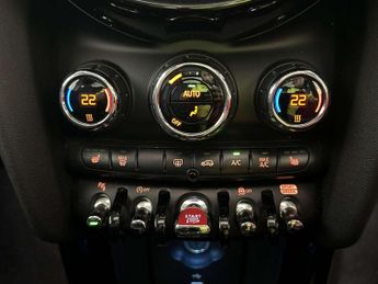 MINI Hatch 1.5 Cooper Classic Hatchback 5dr Petrol Steptronic Euro 6 (s/s) 