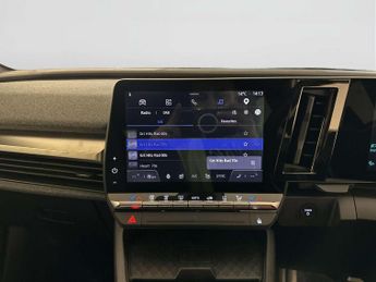 Renault Megane E-Tech 60kWh techno Hatchback 5dr Electric Auto (optimum charge) (220 p