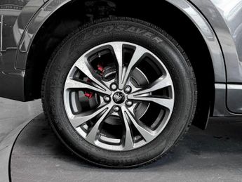 Ford Kuga Kuga ST-Line Edition 5 door 2.5l Duratec FHEV 190PS FWD CVT Auto