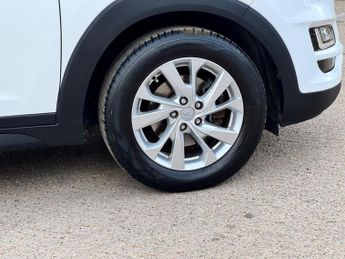 Hyundai TUCSON 1.6 T-GDi SE Nav DCT Euro 6 (s/s) 5dr