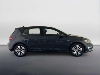 Volkswagen e-Golf 35.8kWh e-Golf Auto 5dr