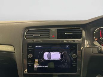 Volkswagen e-Golf 35.8kWh e-Golf Auto 5dr