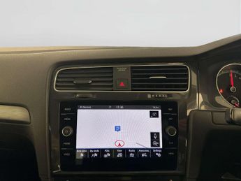 Volkswagen e-Golf 35.8kWh e-Golf Auto 5dr