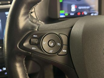 Vauxhall Corsa Electric 50kWh Elite Nav Hatchback 5dr Electric Auto (7.4Kw Charger) (136
