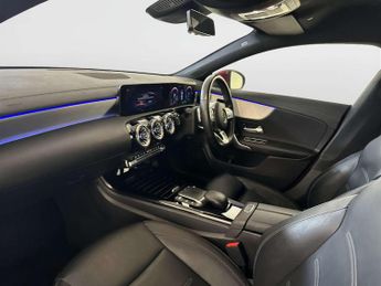 Mercedes-Benz CLA 1.3 CLA250e 15.6kWh AMG Line (Premium) Coupe 4dr Petrol Plug-in 