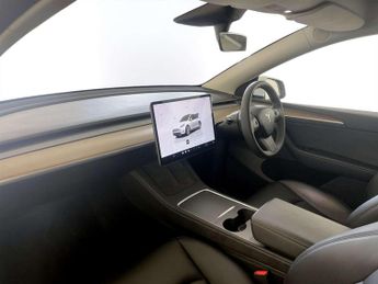 Tesla Model Y Auto RWD 5dr