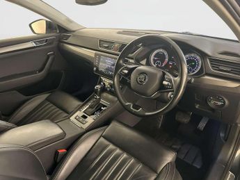 Skoda Superb 2.0 TDI SE L Estate 5dr Diesel DSG Euro 6 (s/s) (150 ps)