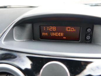 Vauxhall Corsa 1.2i 16v Design Hatchback 5dr Petrol Manual (a/c) (139 g/km, 79 