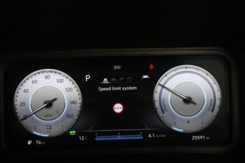Hyundai KONA 39kWh Premium Auto 5dr (10.5kW Charger)