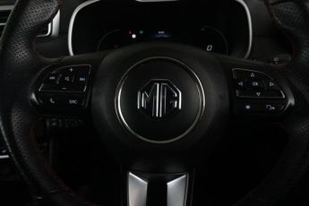 MG MG ZS 51.1kWh SE Auto 5dr