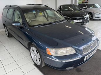 Volvo V70 2.4 SE 5dr