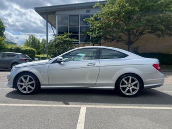 Mercedes-Benz C Class 1.8 C180 BlueEfficiency AMG Sport Edition 125 G-Tronic+ Euro 5 (