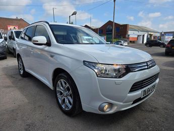 Mitsubishi Outlander 2.0h 12kWh GX4h CVT 4WD Euro 5 (s/s) 5dr