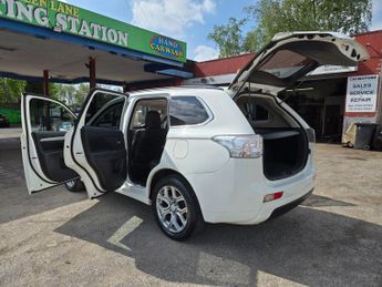 Mitsubishi Outlander 2.0h 12kWh GX4h CVT 4WD Euro 5 (s/s) 5dr