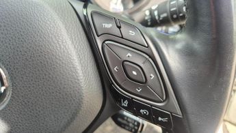 Toyota C-HR 1.2 VVT-i Dynamic CVT Euro 6 (s/s) 5dr