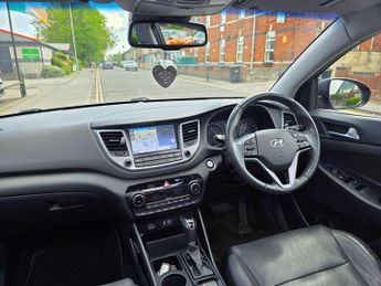Hyundai TUCSON 2.0 CRDi Premium SE Auto 4WD Euro 6 5dr
