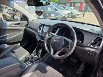 Hyundai TUCSON 2.0 CRDi Premium SE Auto 4WD Euro 6 5dr
