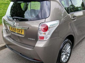 Toyota Verso 1.6 V-Matic Icon Euro 6 5dr (7 Seat)