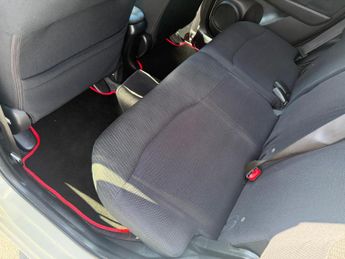 Honda Jazz 1.3h IMA HS Hatchback 5dr Petrol Hybrid CVT Euro 5 (102 ps)