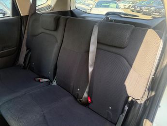 Honda Jazz 1.3h IMA HS Hatchback 5dr Petrol Hybrid CVT Euro 5 (102 ps)