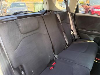 Honda Jazz 1.3h IMA HS Hatchback 5dr Petrol Hybrid CVT Euro 5 (102 ps)