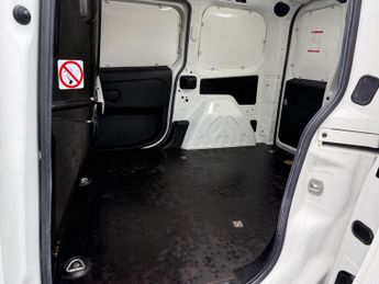 Fiat Doblo 1.3 JTD MultiJet 16v L1 H1 4dr