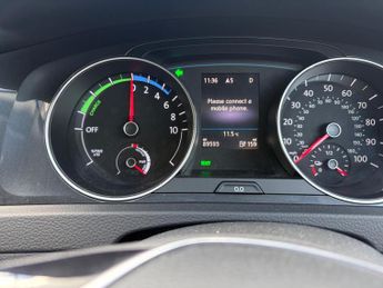 Volkswagen e-Golf 35.8kWh e-Golf Auto 5dr