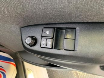 Toyota Yaris 1.5 VVT-h Icon E-CVT Euro 6 (s/s) 5dr
