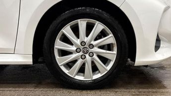 Toyota Yaris 1.5 VVT-h Icon E-CVT Euro 6 (s/s) 5dr