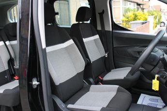 Citroen e-Berlingo 50kWh Feel XL Auto 5dr (7.4kW Charger)