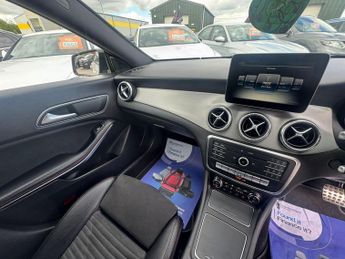 Mercedes-Benz CLA 2.1 CLA220d AMG Line Coupe 7G-DCT Euro 6 (s/s) 4dr