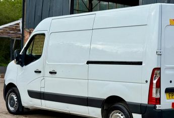 Nissan NV400 2.3 dCi 33 SE FWD L2 H2 Euro 6 5dr